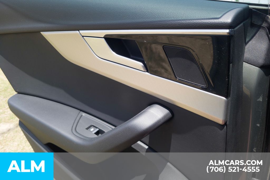 Used 2025  Audi  image 26
