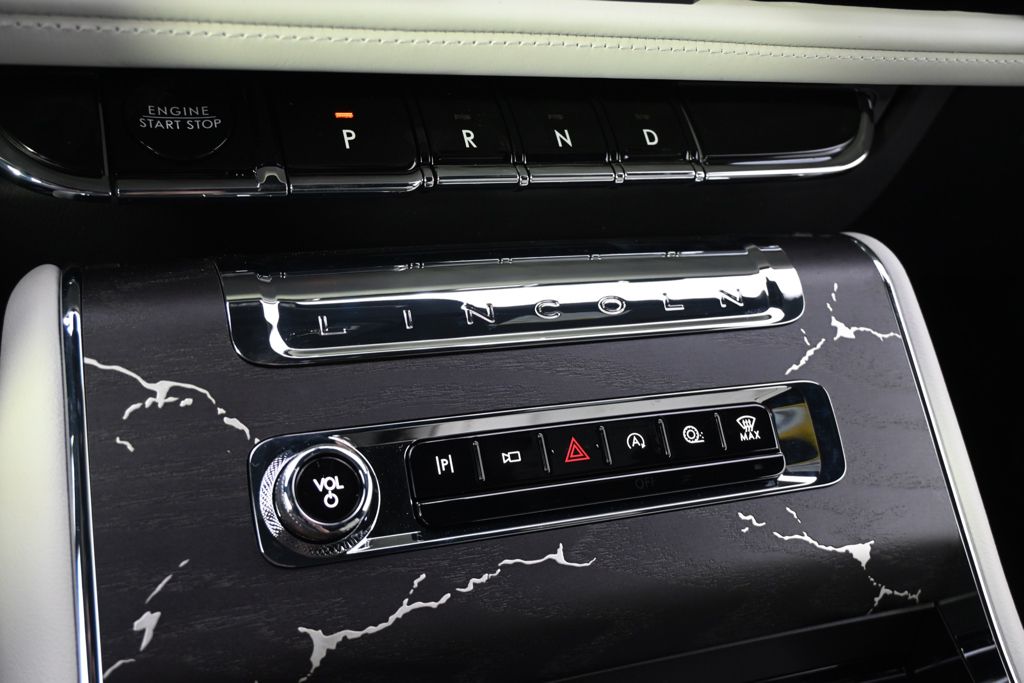 New 2026 White Lincoln Black Label image 31