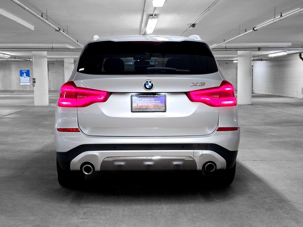 2018 BMW X3 xDrive30i 8