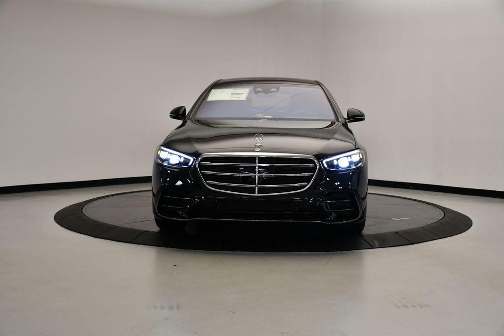 2025 Mercedes-Benz S-Class S 580 8