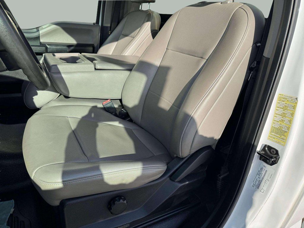 Used 2020 Oxford White Ford XL image 20