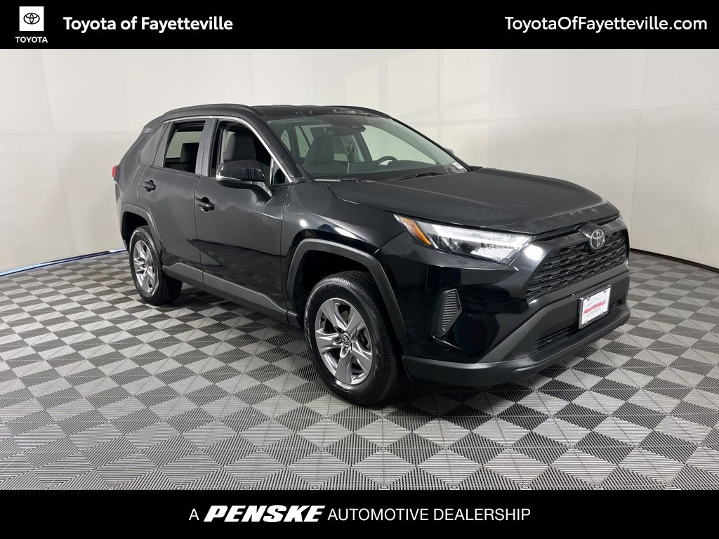 2024 Toyota RAV4 XLE 14