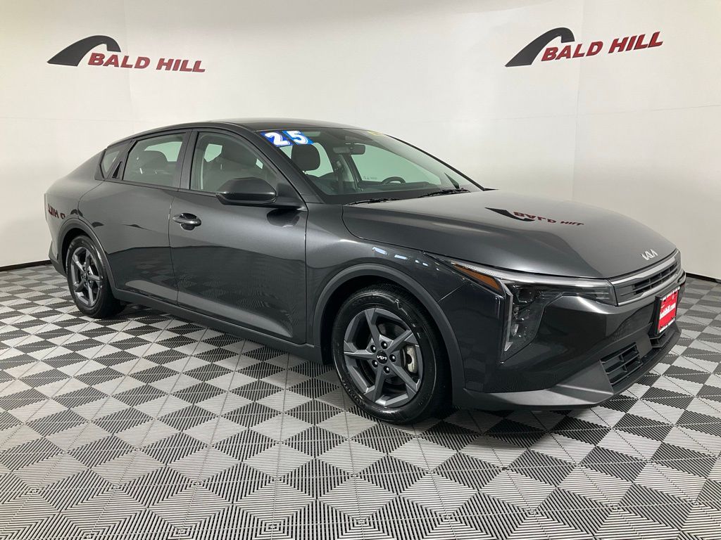 Interstellar Gray 2025 Kia K4 LXS FWD Sedan Front-Wheel Drive Continuously Variable Transmission