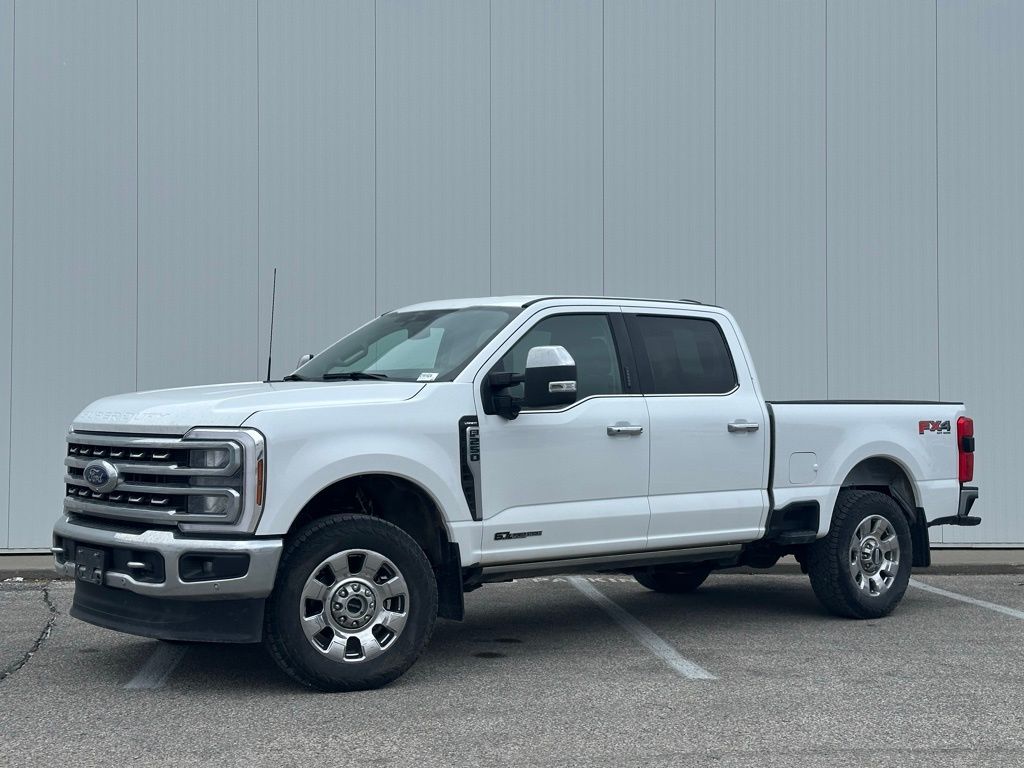 2024 Ford F-250 Super Duty Lariat Crew Cab 4WD