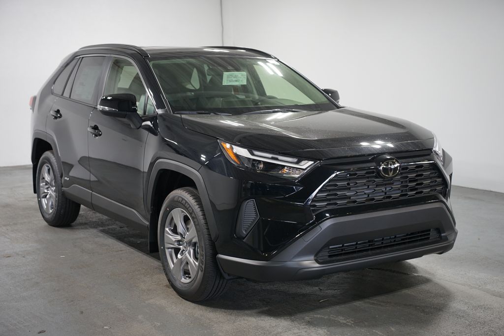Thumbnail: 2025 Toyota RAV4 - 3