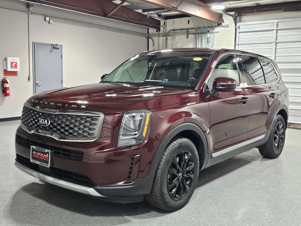 Used 2021 Purple Kia LX image 3