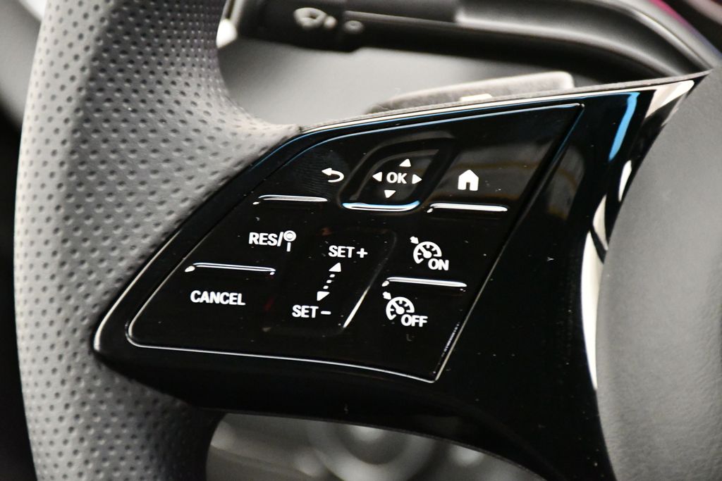 Thumbnail: 2025 Mercedes-Benz Sprinter - 17