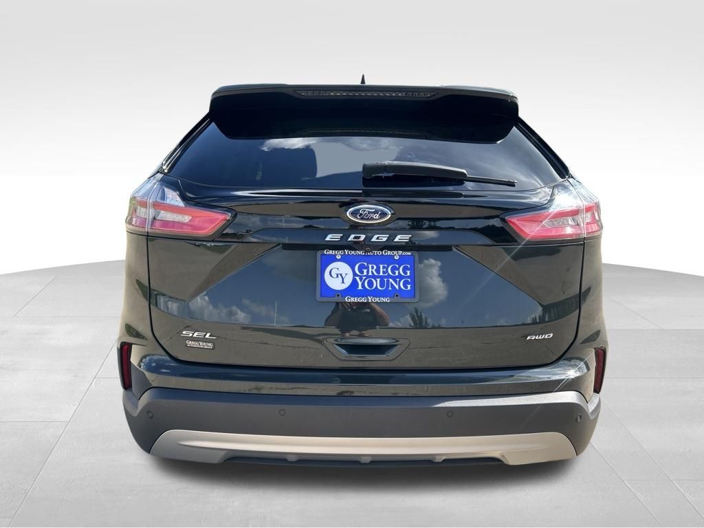 Used 2024 Ford Edge SUV