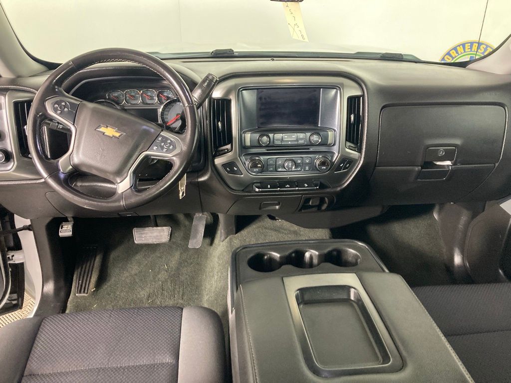 Used 2018 White Chevrolet LT image 7