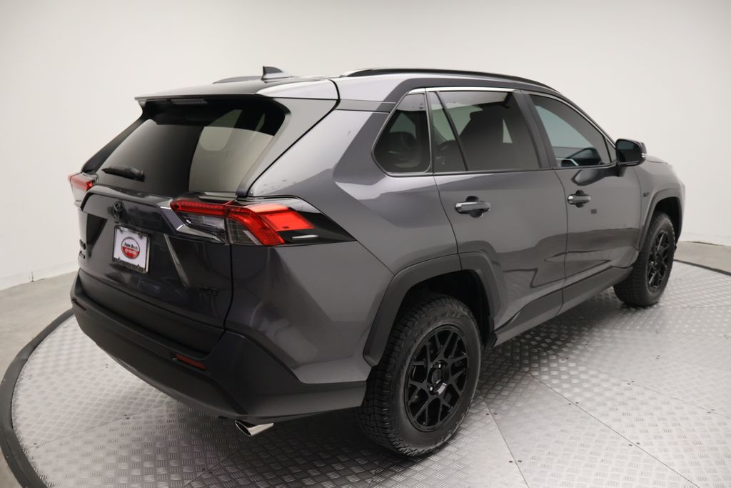 Thumbnail: 2025 Toyota RAV4 - 8