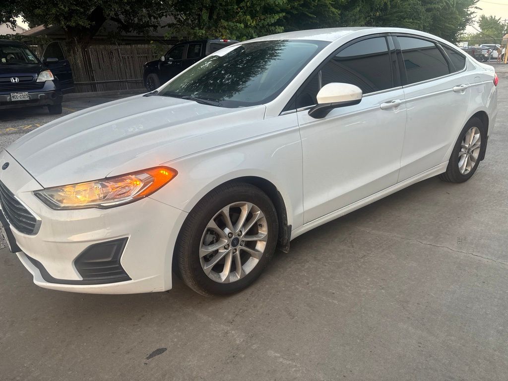 Oxford White 2019 Ford Fusion Sedan Front-Wheel Drive 6-Speed Automatic