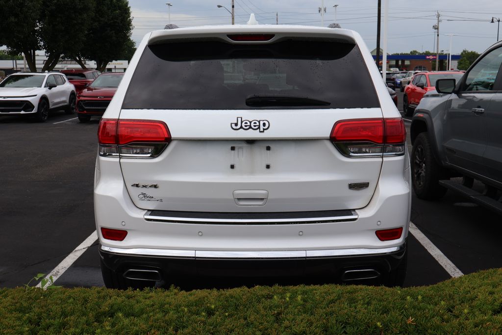 Thumbnail: 2019 Jeep Grand Cherokee - 8