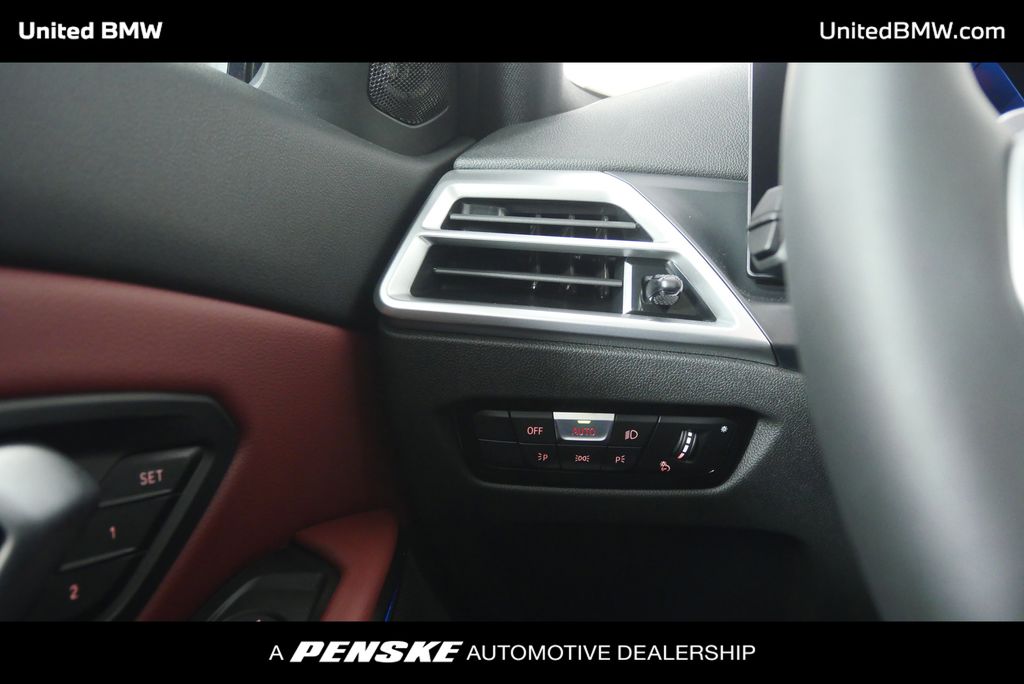 Thumbnail: 2026 BMW 3 Series - 19