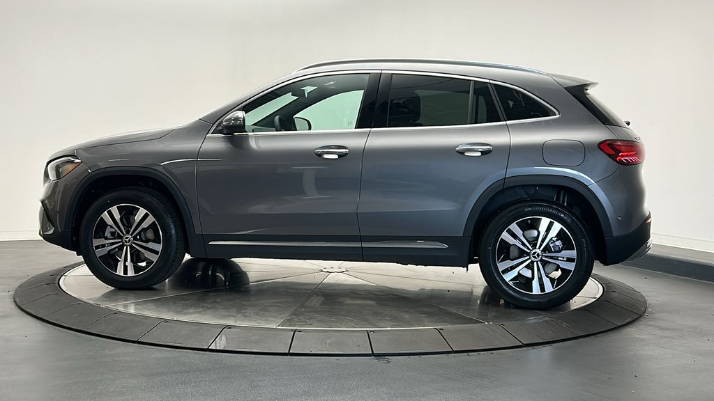 2025 Mercedes-Benz GLA 250 4MATIC 4