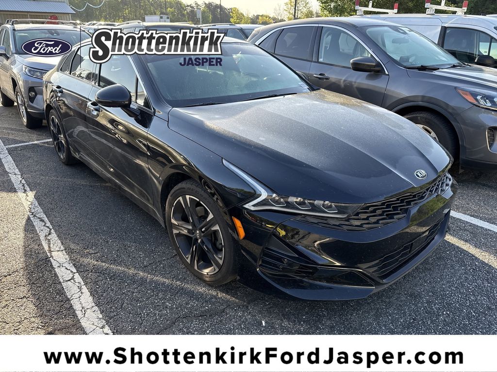 8e957b92-3122-4e36-a59e-42f13e8bb6d2