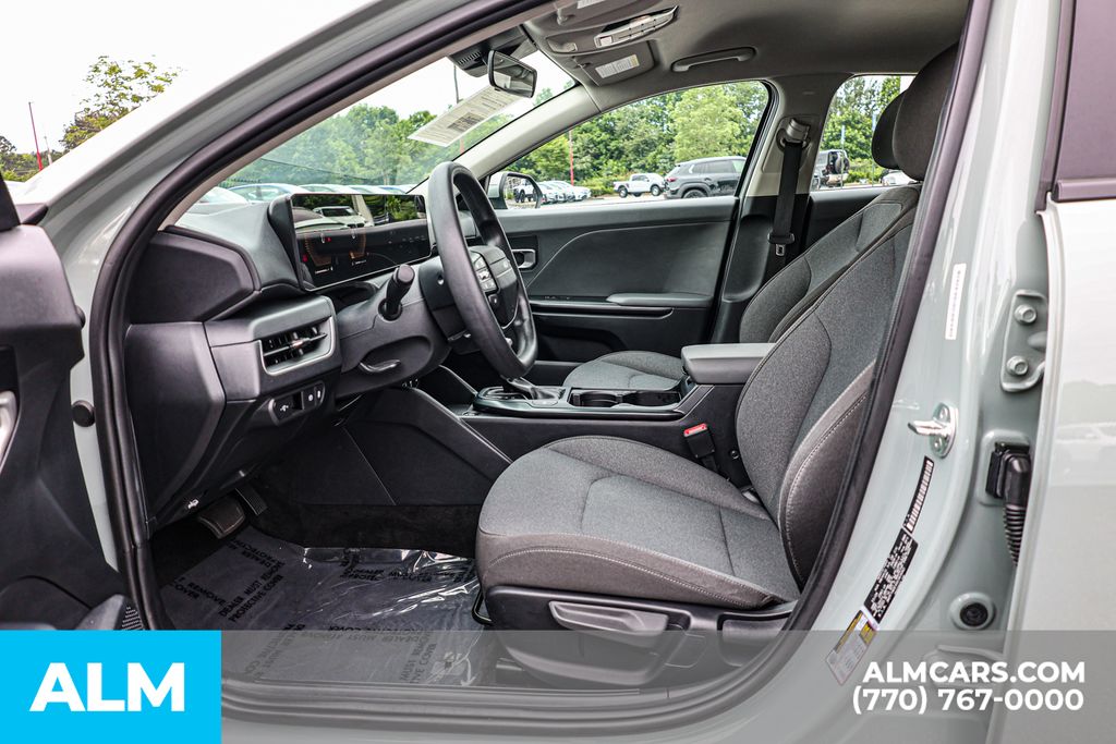 Used 2025 Gray Kia LXS image 18