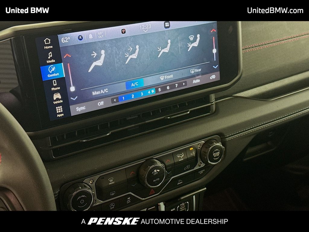 Thumbnail: 2024 Jeep Wrangler - 10