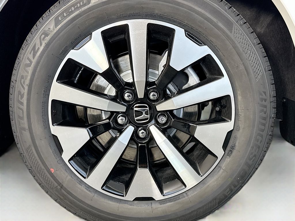 Thumbnail: 2026 Honda Odyssey - 28