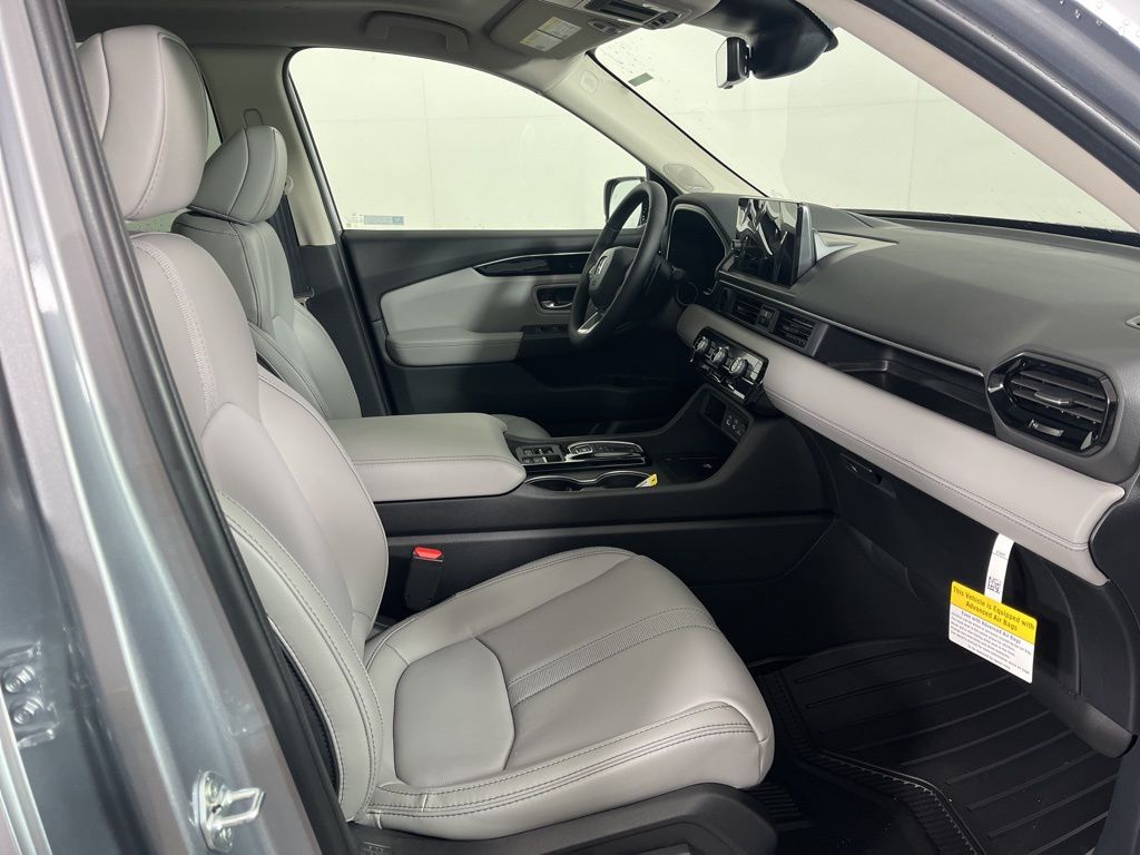 Thumbnail: 2025 Honda Pilot - 8