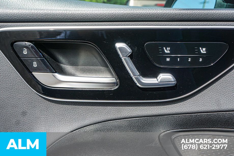 Used 2025 Black Mercedes-Benz C 300 image 50