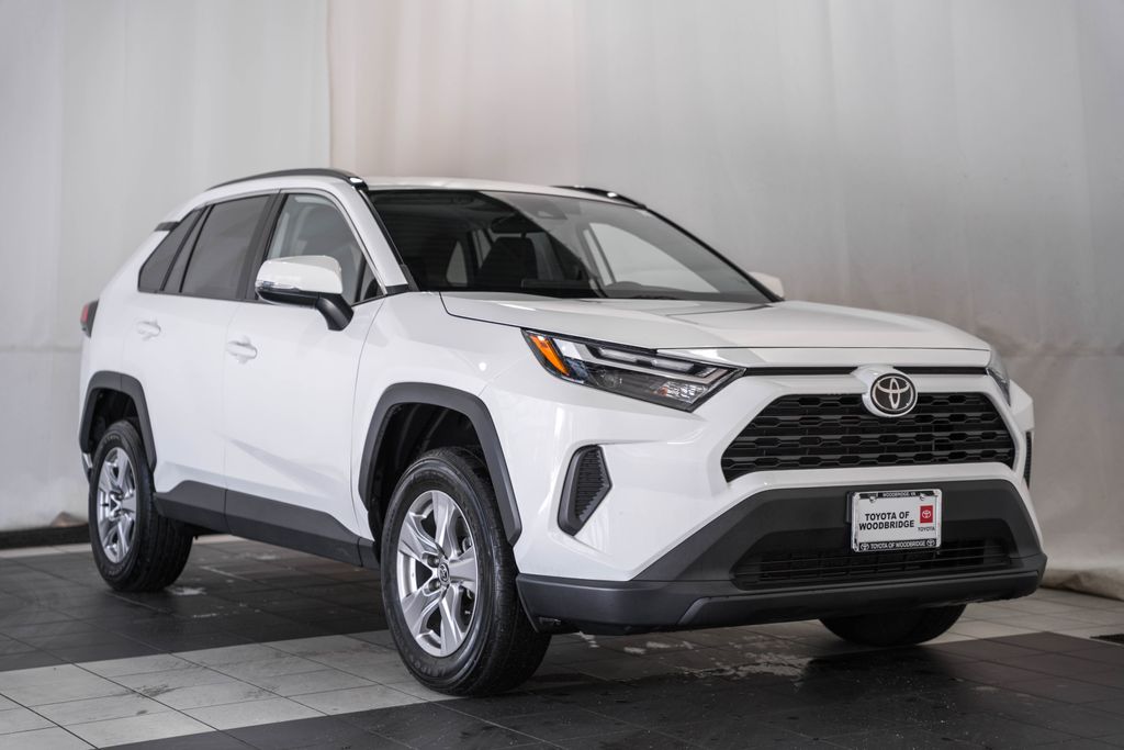 2023 Toyota RAV4 XLE AWD