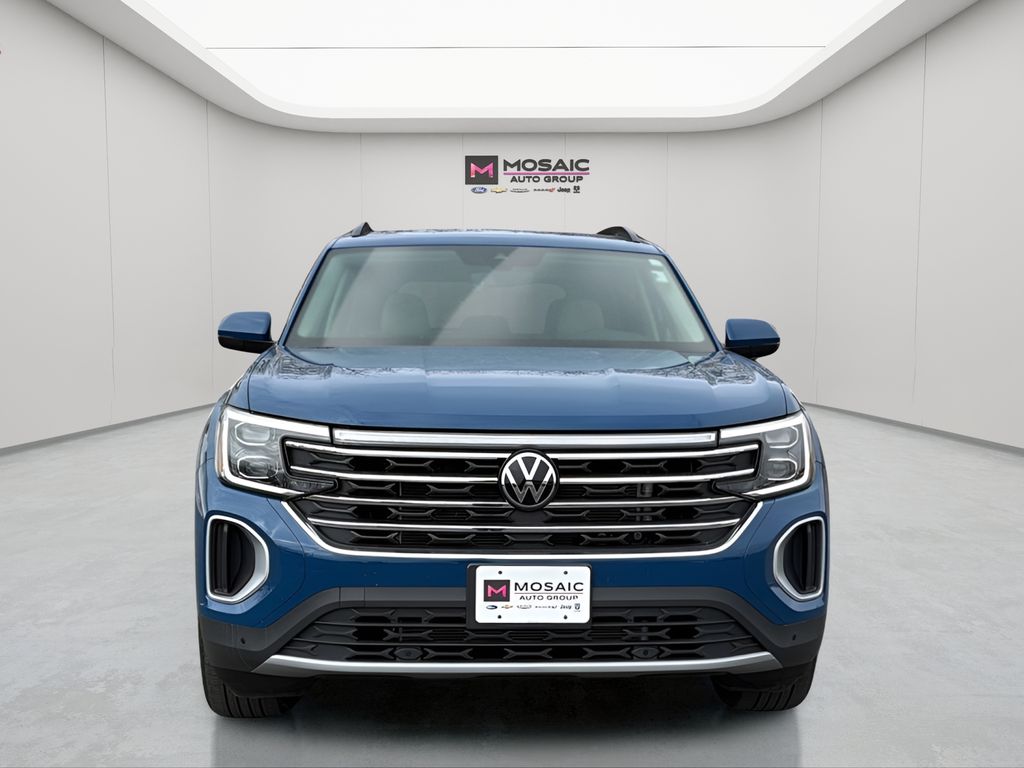 Used 2025 Volkswagen Atlas SE w/Tech with VIN 1V2HR2CAXSC512874 for sale in Zumbrota, Minnesota