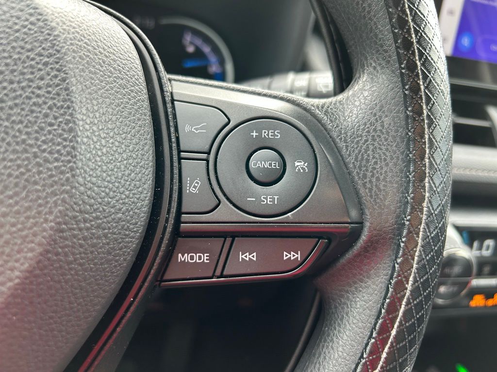 Thumbnail: 2024 Toyota RAV4 - 19