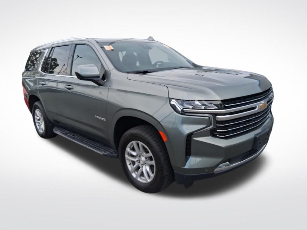 Used 2023 Green Chevrolet LT image 13