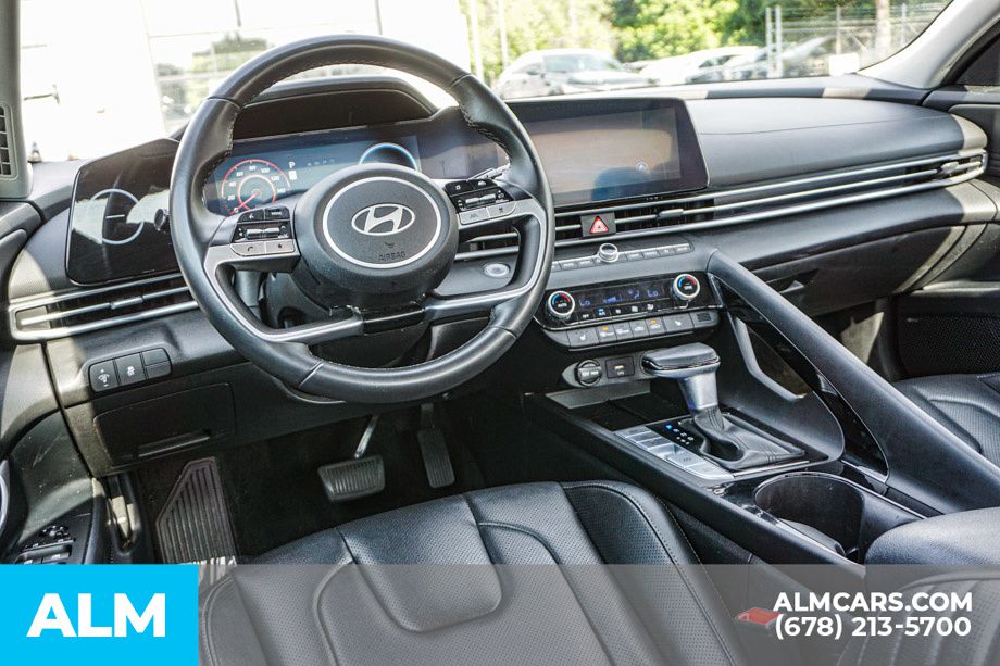 Used 2024 White Hyundai Limited image 27