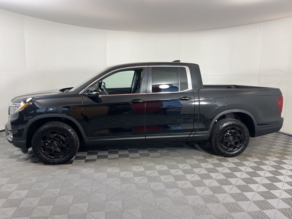 Thumbnail: 2025 Honda Ridgeline - 2