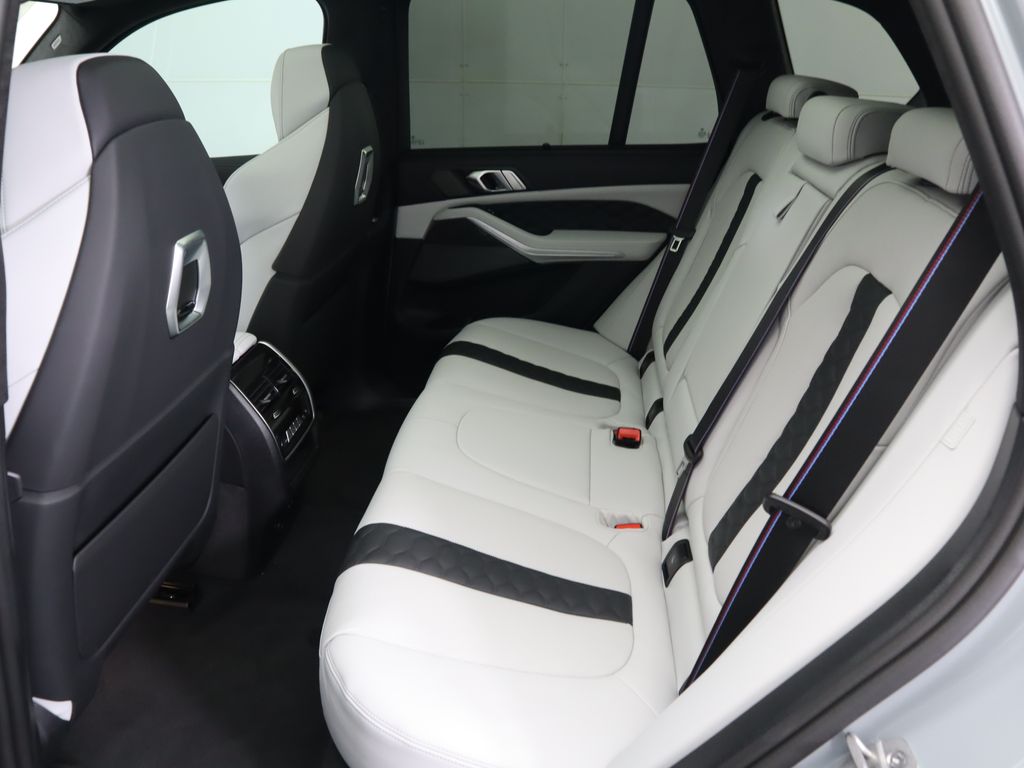 Thumbnail: 2026 BMW X5 - 22