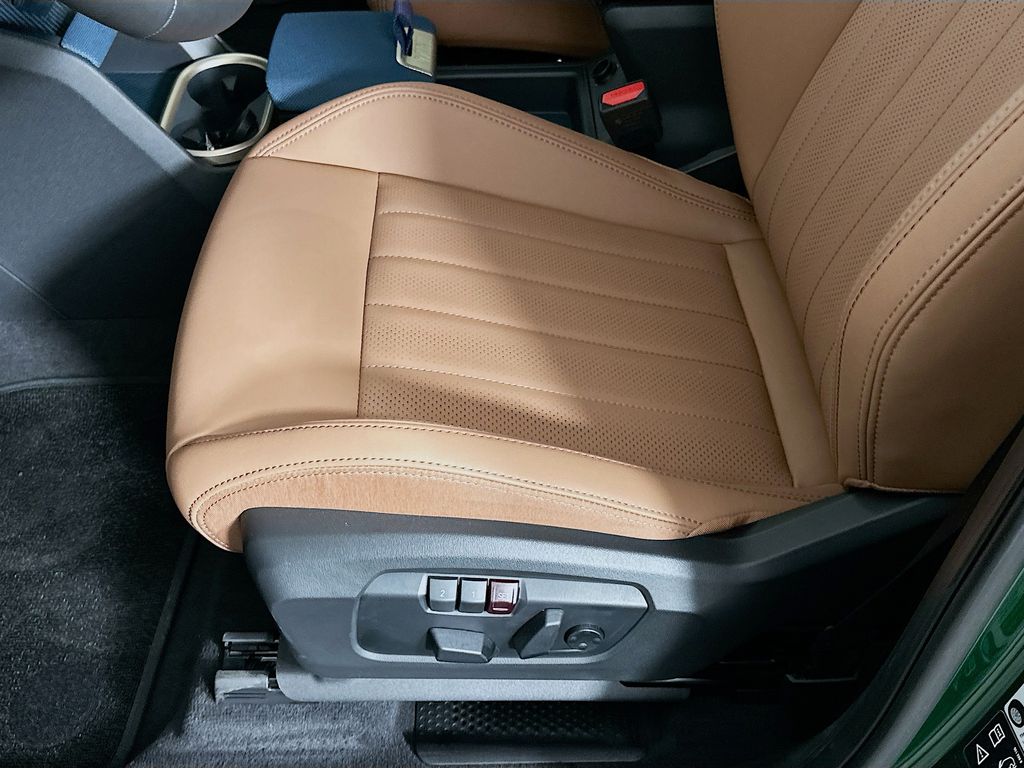 2025 MINI Cooper Countryman Iconic 21