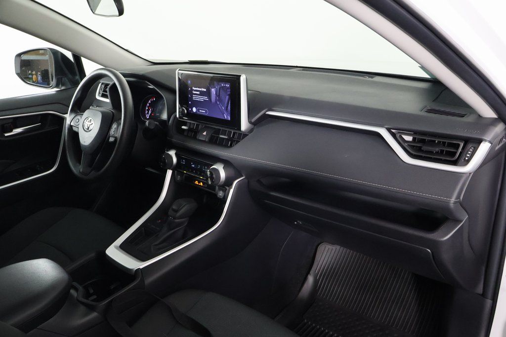 Thumbnail: 2024 Toyota RAV4 - 9