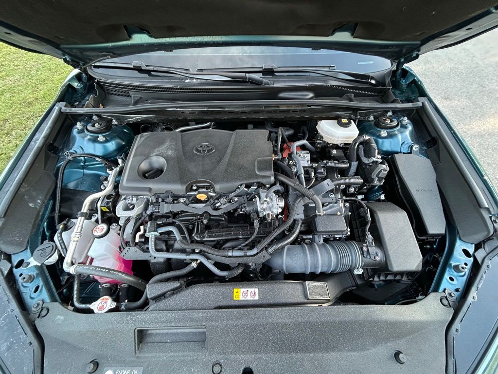 Thumbnail: 2025 Toyota Camry - 11