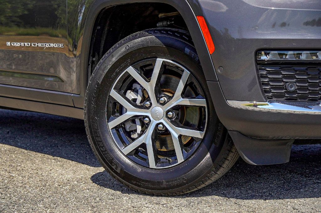 Used Car 2024 Jeep Grand Cherokee L  Limited For Sale Under $40,000 In Taylor, Texas