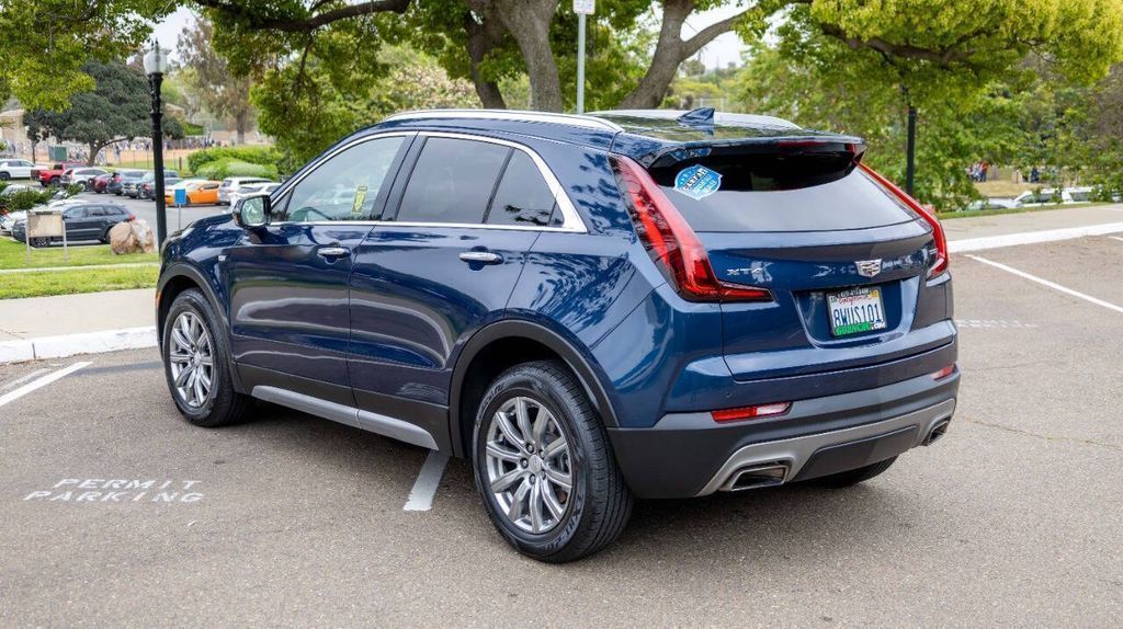 Used 2021 Cadillac XT4 Premium Luxury 4D Sport Utility