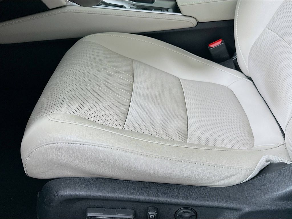 Thumbnail: 2021 Honda Accord - 19