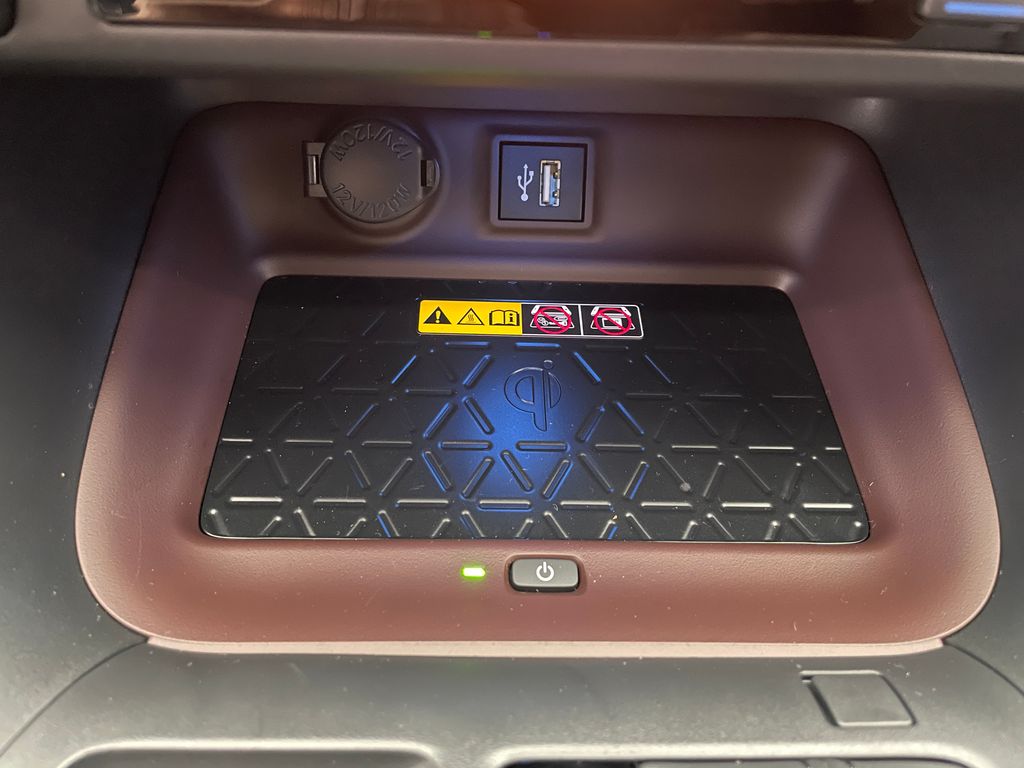 Thumbnail: 2025 Toyota RAV4 - 27