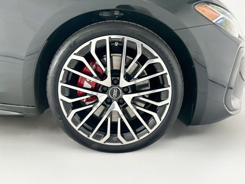 Thumbnail: 2026 Audi S5 - 31