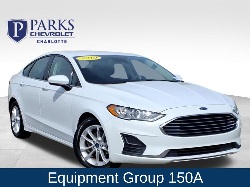 Oxford White 2019 Ford Fusion SE Sedan Front-Wheel Drive 6-Speed Automatic