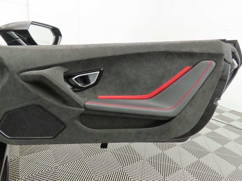 Thumbnail: 2024 Lamborghini Huracan - 23