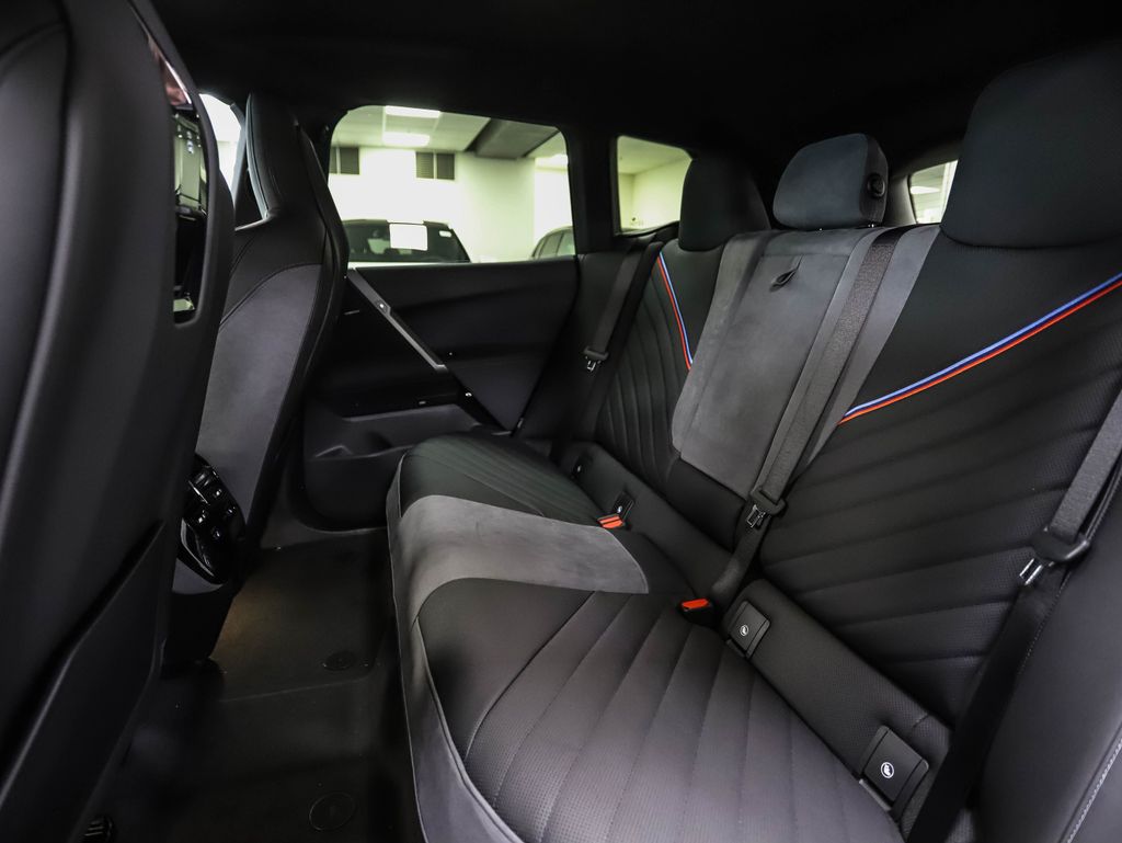 Thumbnail: 2026 BMW iX - 21