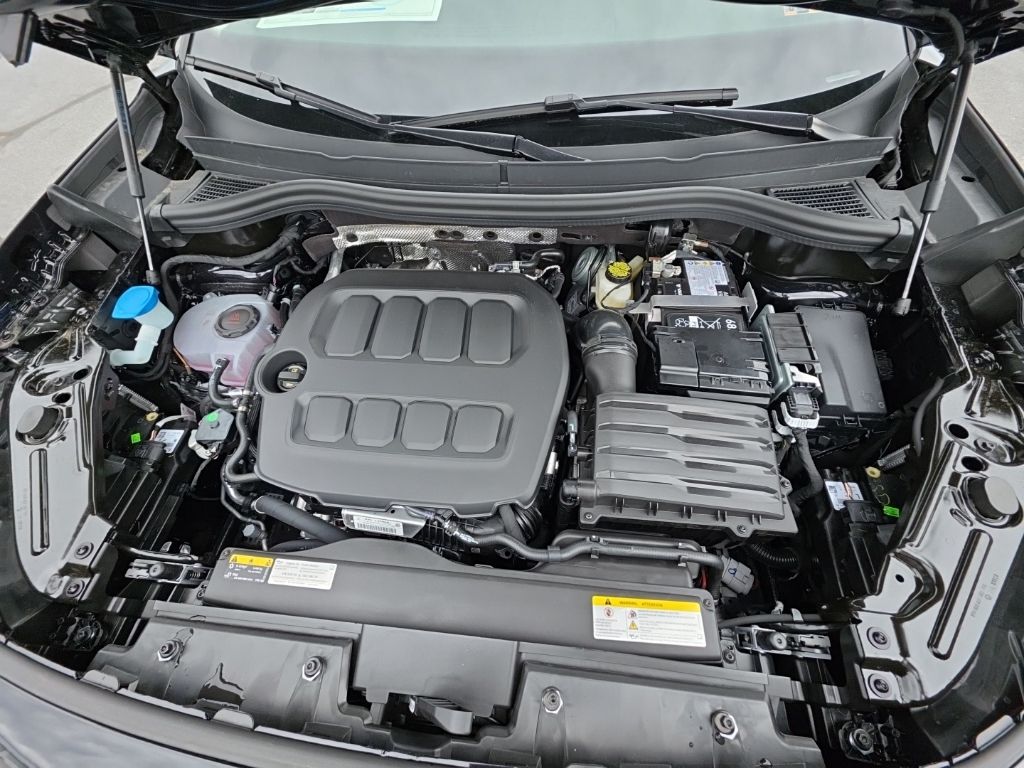 2026 Volkswagen Tiguan 2.0T SE Black at Audi Porsche Sewickley