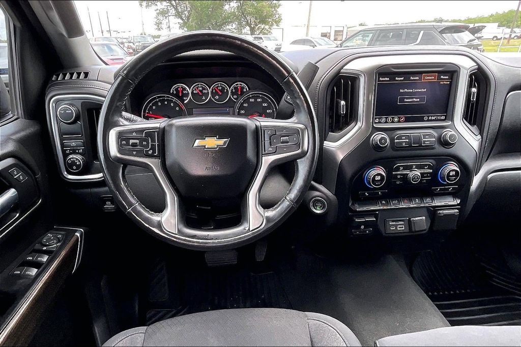 Used 2020 Chevrolet Silverado 1500 LT 4D Crew Cab