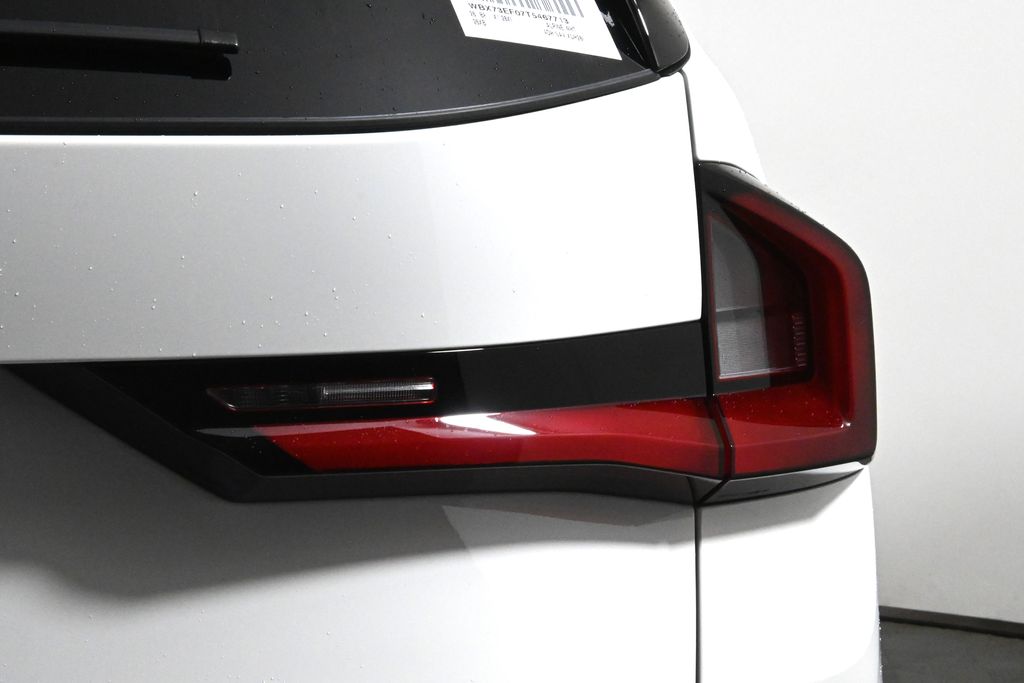 Thumbnail: 2026 BMW X1 - 13