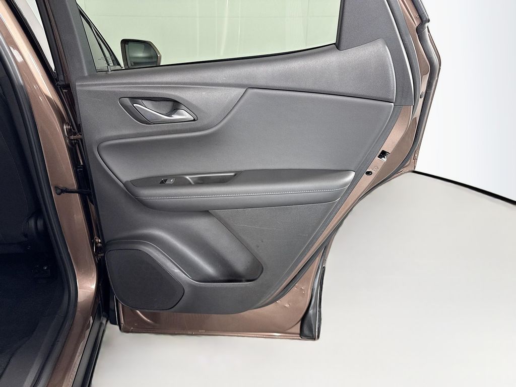 Thumbnail: 2019 Chevrolet Blazer - 27