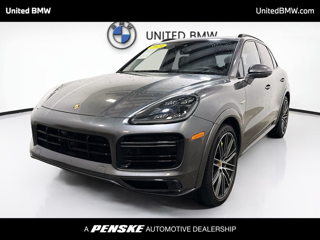 Thumbnail: 2023 Porsche Cayenne - 1