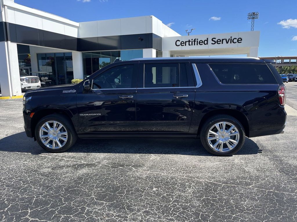 2023 Chevrolet Suburban High Country 8