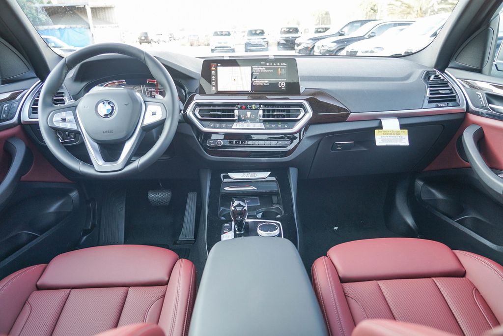 2024 BMW X3 sDrive30i 12