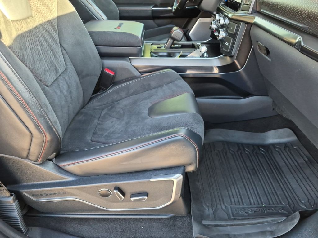 Used Car 2025 Ford F-150  Raptor For Sale Under $130,000 In Austin, Texas